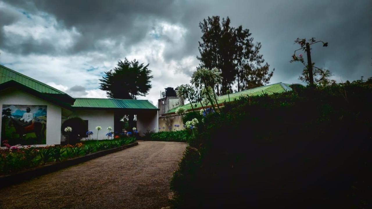 ホテル The Grand Pavilion ヌワラ・エリヤ エクステリア 写真